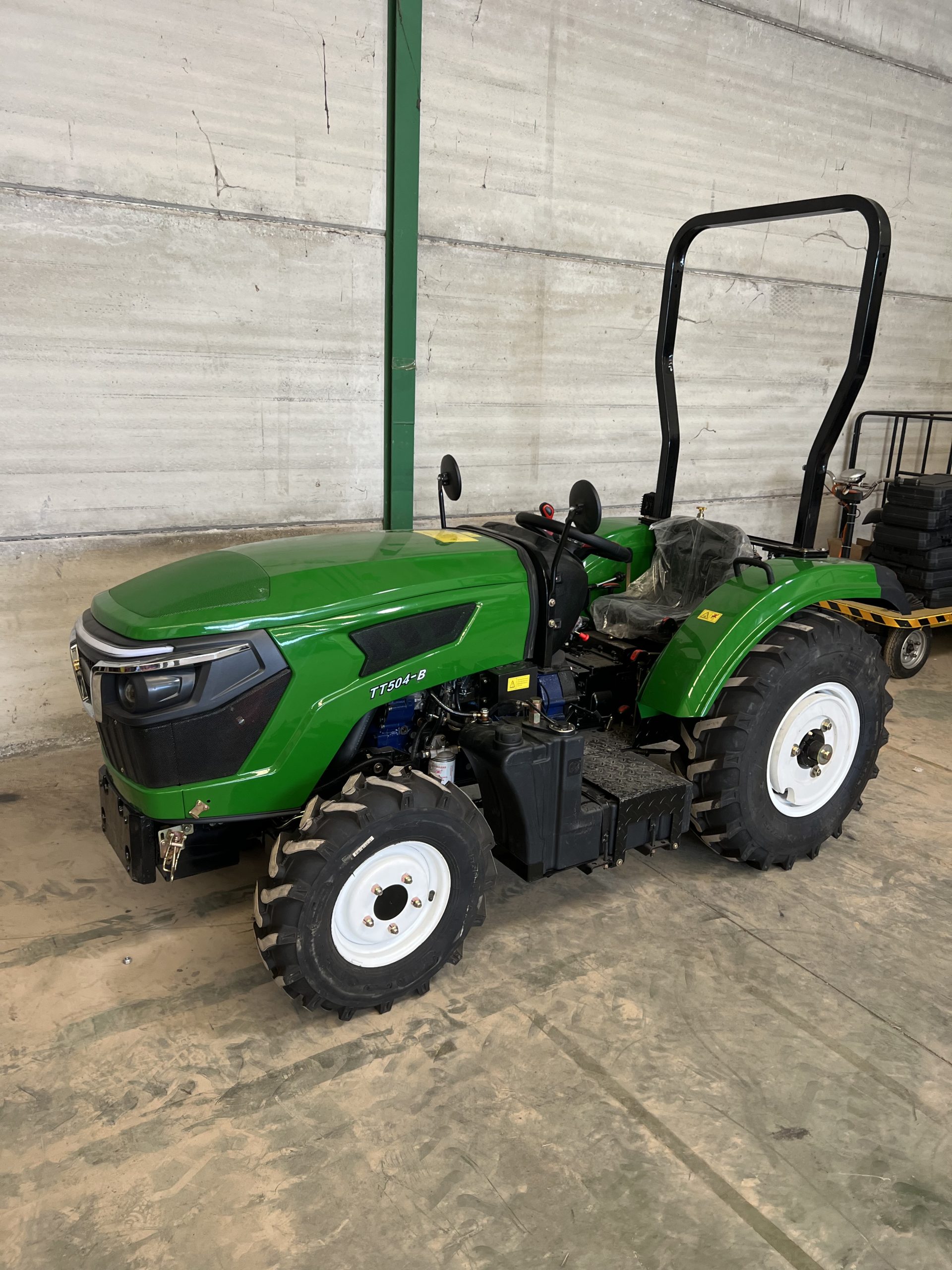 MINI TRACTOR DIESEL BM50 50CV 4 CILINDROS ESPECIAL INVERNADERO