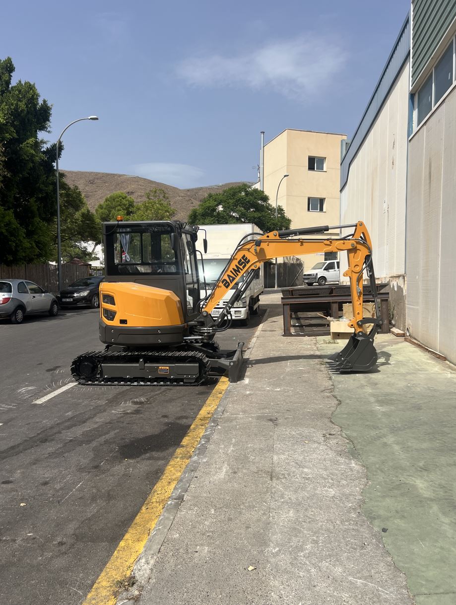 Excavadora 4500 Kg Motor Kubota